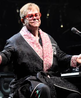 Elton John Allegedly Took A Leak In Plastic Bottle In Middle Of Shoe Store