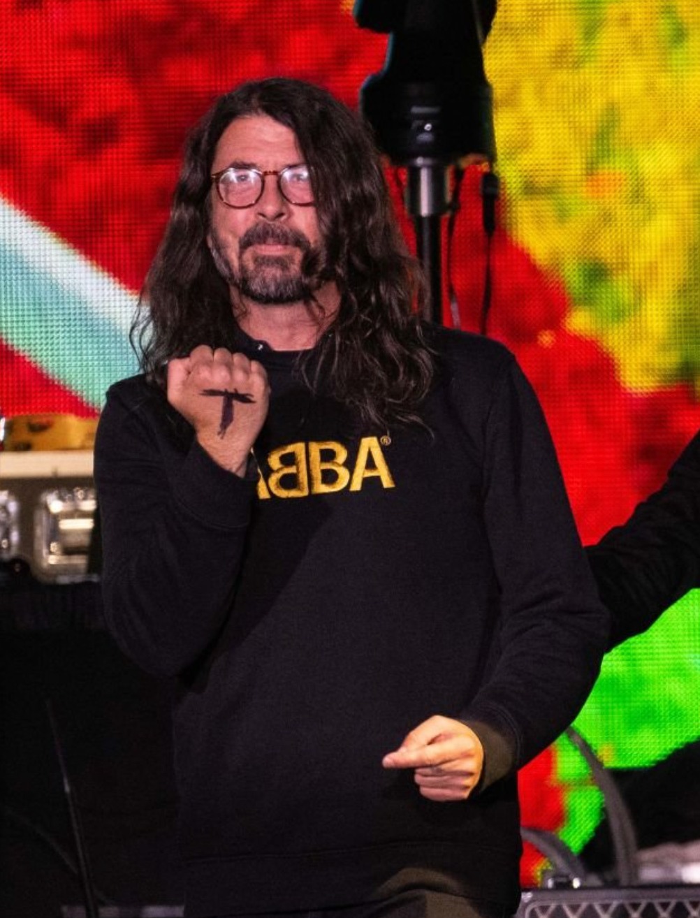 dave grohl abba shirt